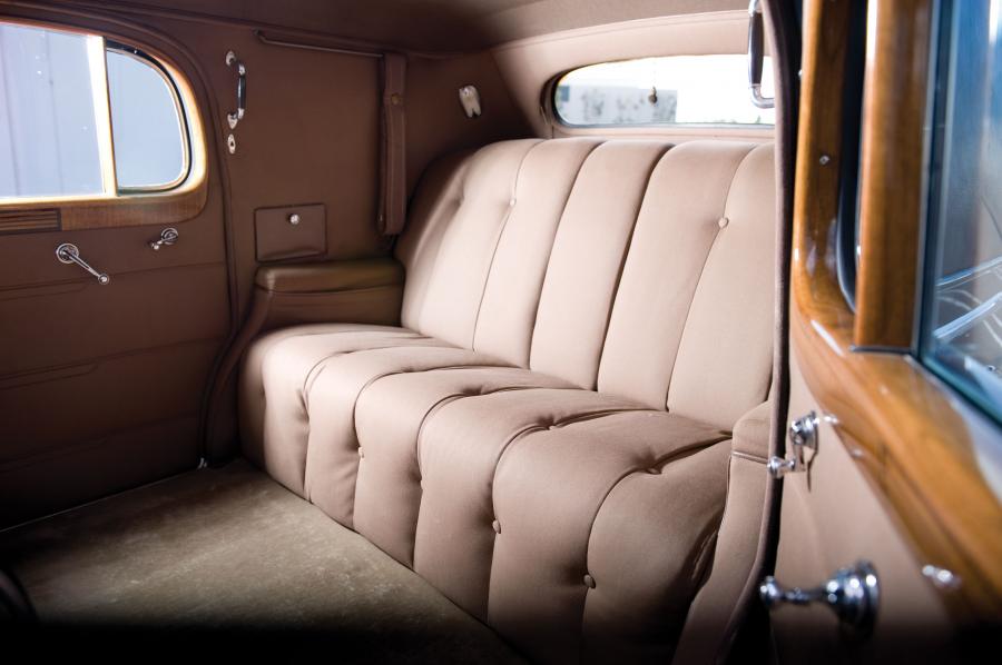  Cadillac Series 75 Formal Sedan by Fleetwood 1940 года  (фото 7 из 11)